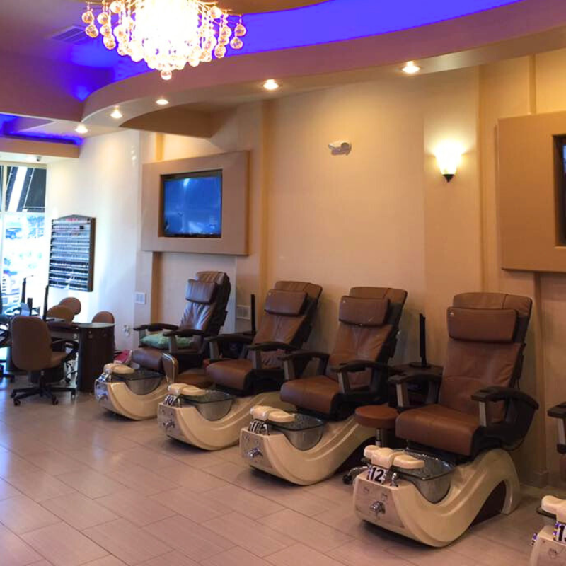 Cần bán gấp tiệm nail tại Burleson, TX 76028