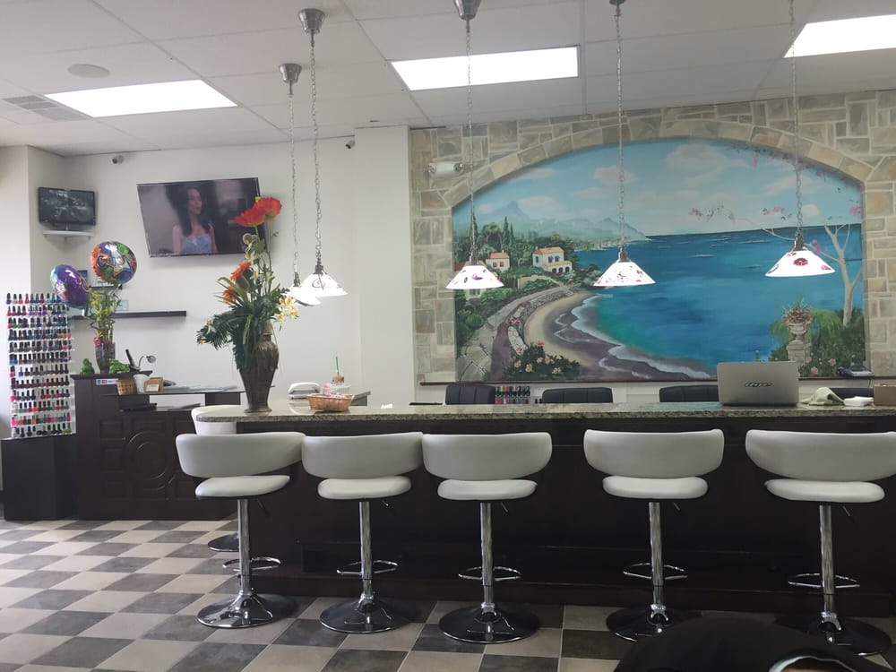 Mua Bán Sang Nhượng Tiệm Nail Salon Charlotte, NC 28204