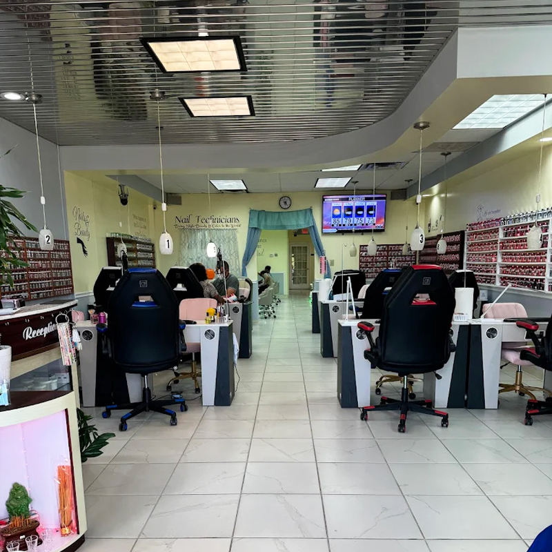 Cần Gấp Thợ Cho Tiệm Nail Ở Vùng Ruston, LA 71270