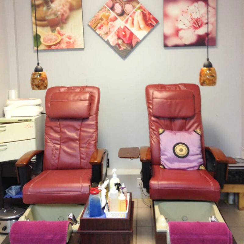 Cần Sang Bán Tiệm Nail Tại Boca Raton, FL 33434