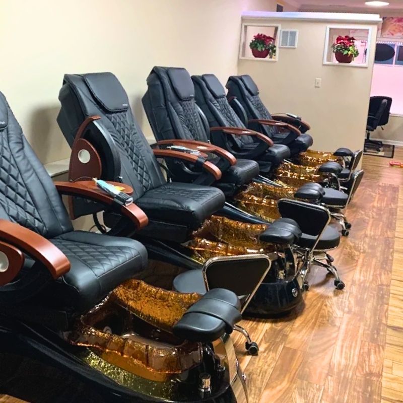 Cần sang bán tiệm nail tại Boone, NC 28607