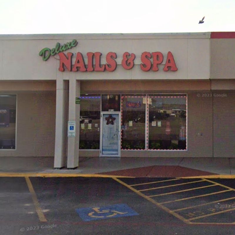 Cần sang bán tiệm nail tại Brownwood, TX 76801