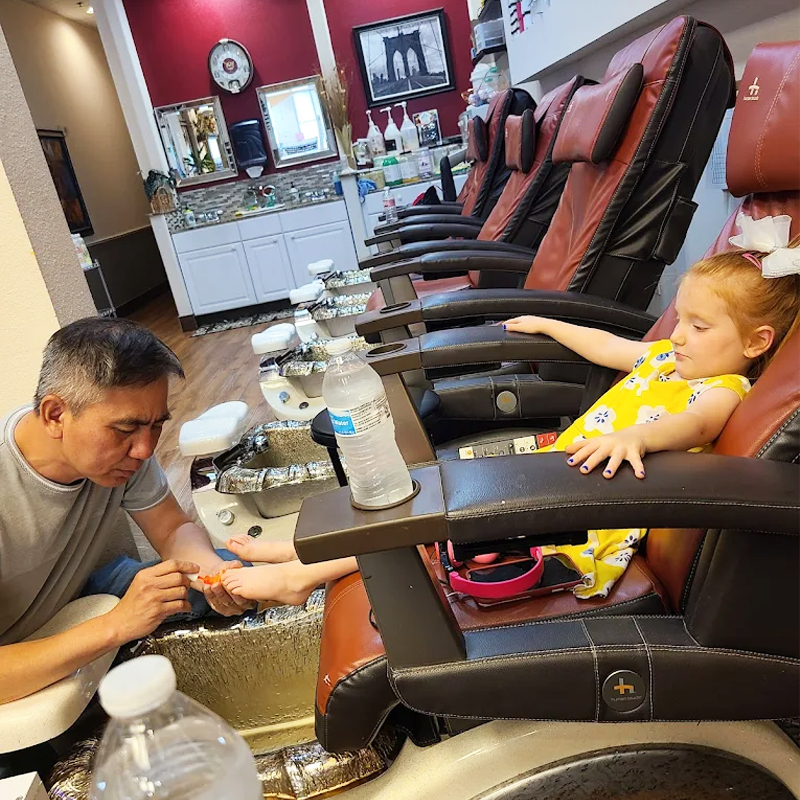 Cần sang bán tiệm nail tại Burleson, TX-76028
