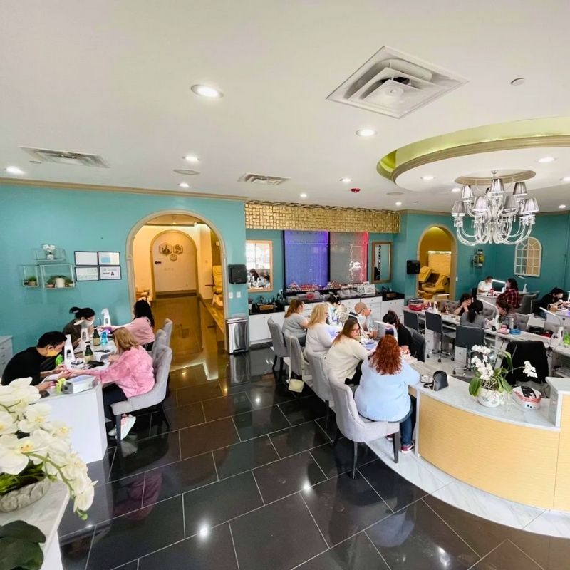 Cần sang bán tiệm nail tại Cary, NC 27518