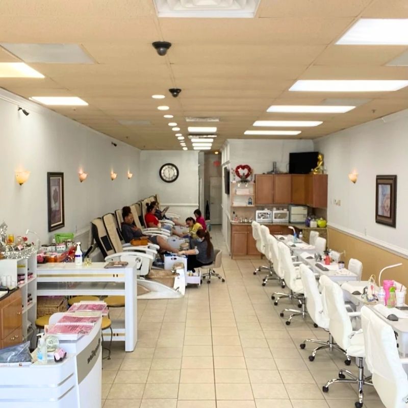 Cần sang bán tiệm nail tại Cary, NC 27518
