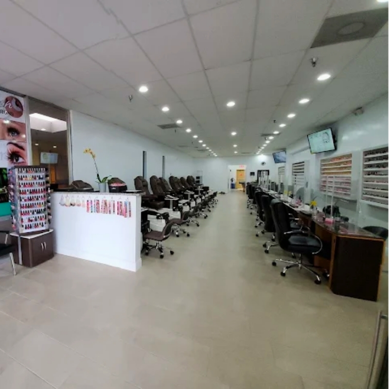 Cần sang bán tiệm nail tại Casselberry, FL - 32707