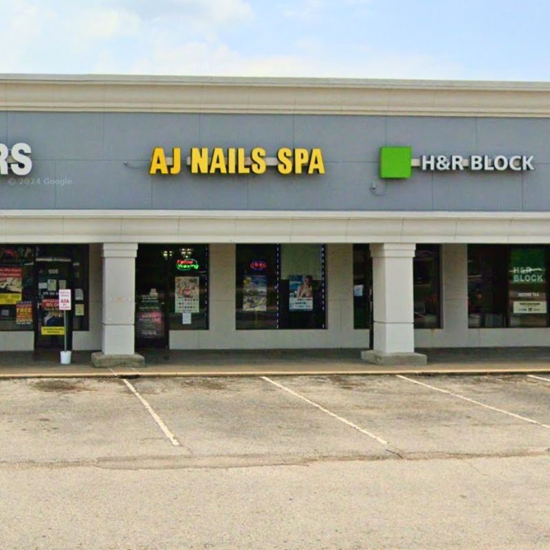 Cần sang bán tiệm nail tại Clute, TX 77531