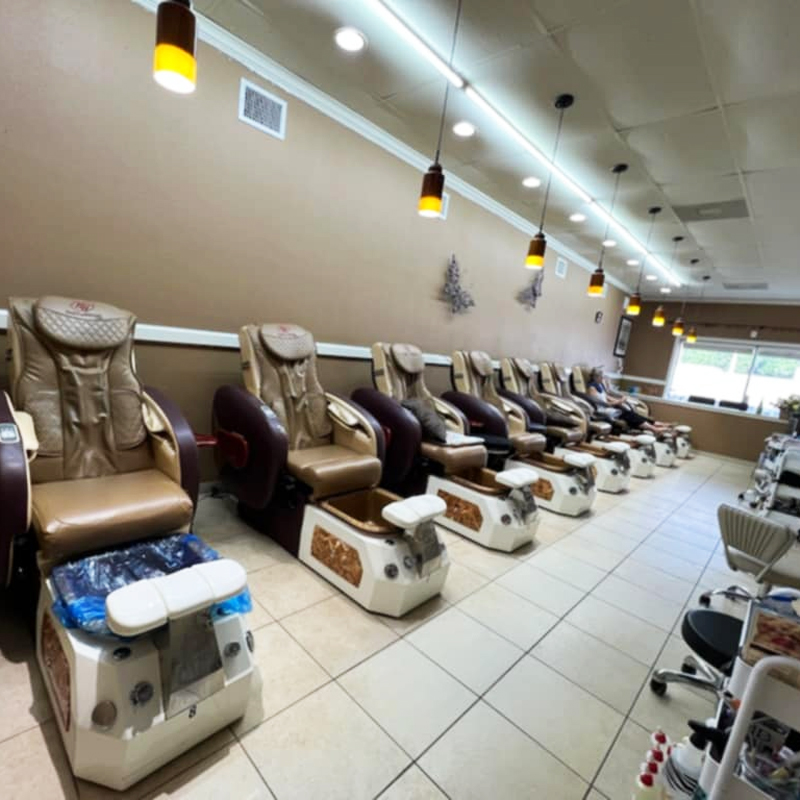 Cần sang bán tiệm nail tại Columbus, TX-78934