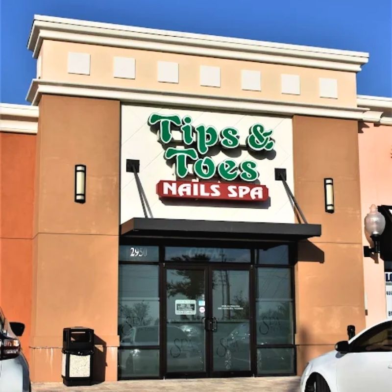 Cần sang bán tiệm nail tại Davenport, FL-33837