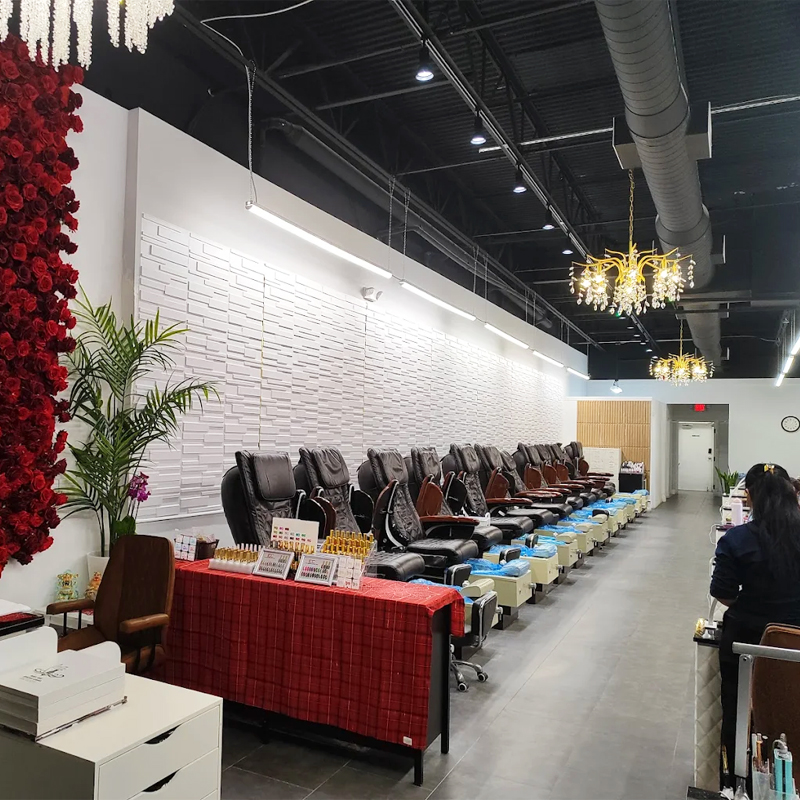Cần sang bán tiệm nail tại Doral, FL 33178