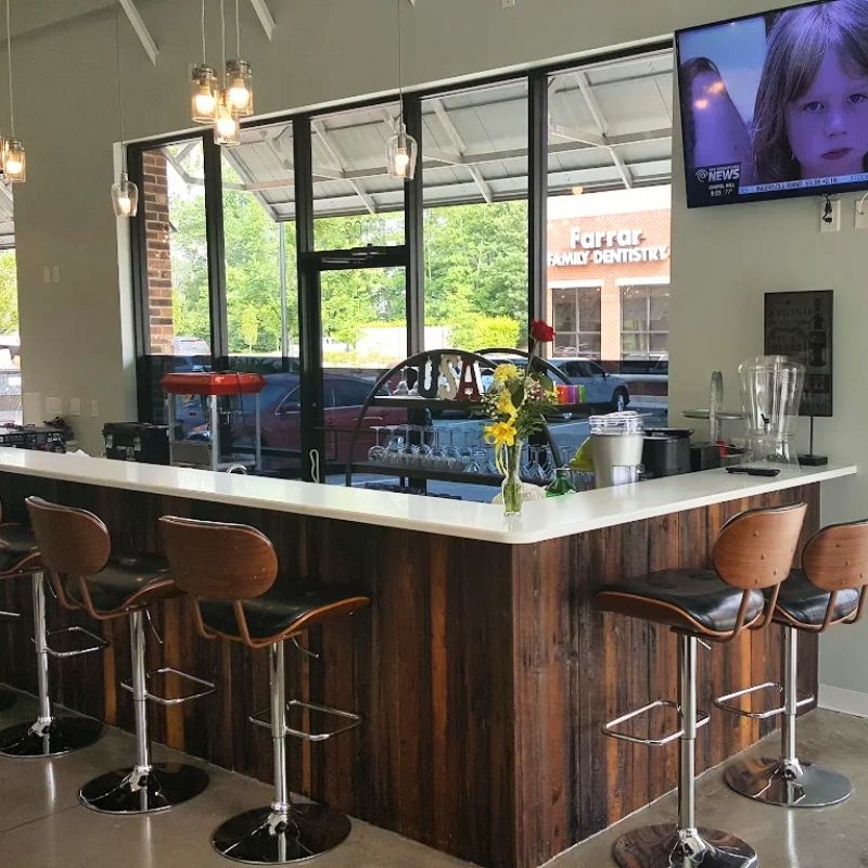 Cần sang bán tiệm nail tại Durham, NC-27707