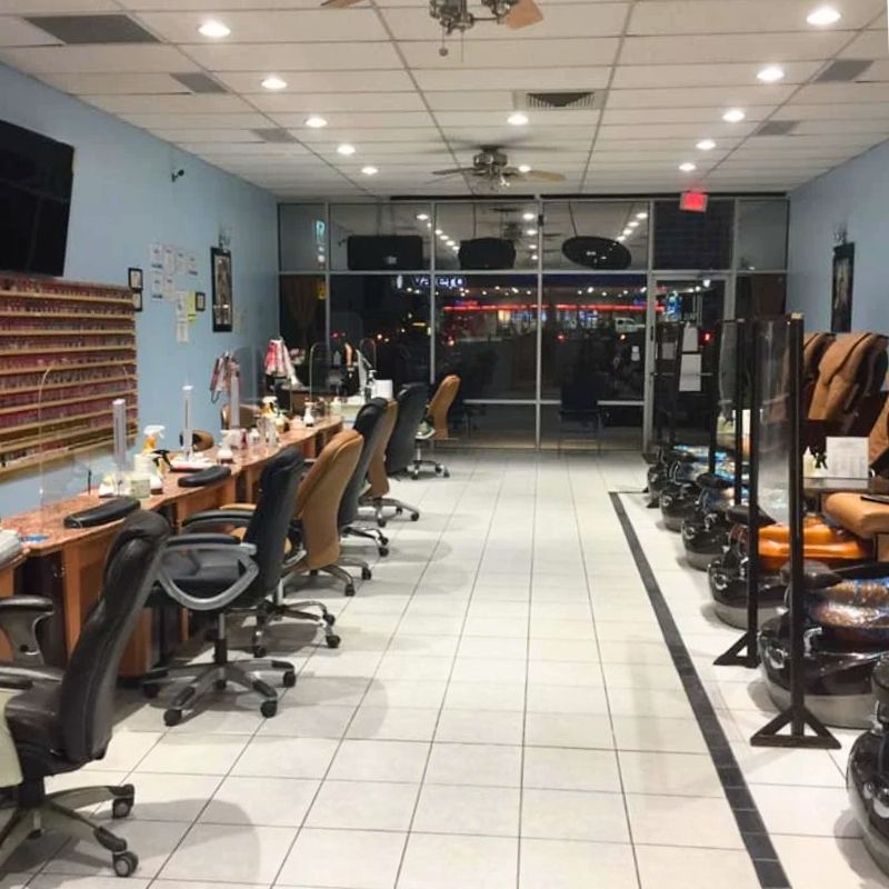Cần sang bán tiệm nail tại El Paso, TX 79936