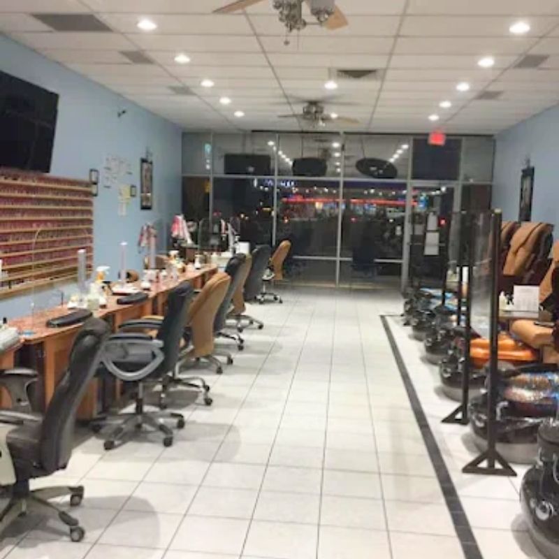 Cần sang bán tiệm nail tại El Paso, TX 79936