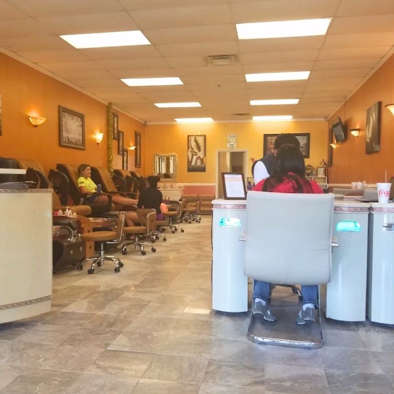 Cần sang bán tiệm nail tại Fayetteville, NC 28311