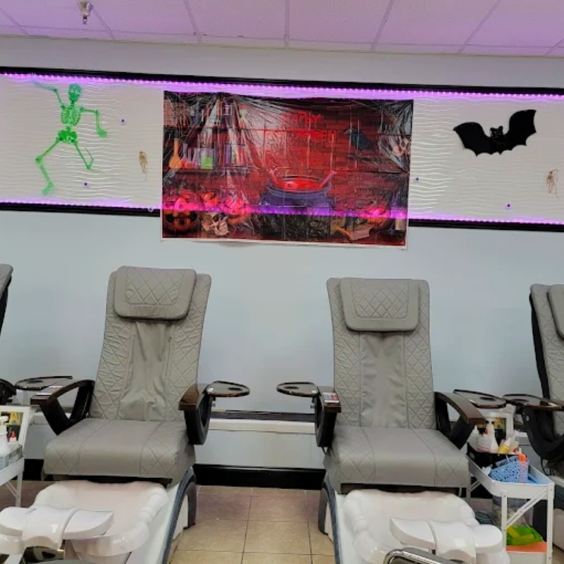 Cần sang bán tiệm nail tại Fort Walton Beach, FL - 32547