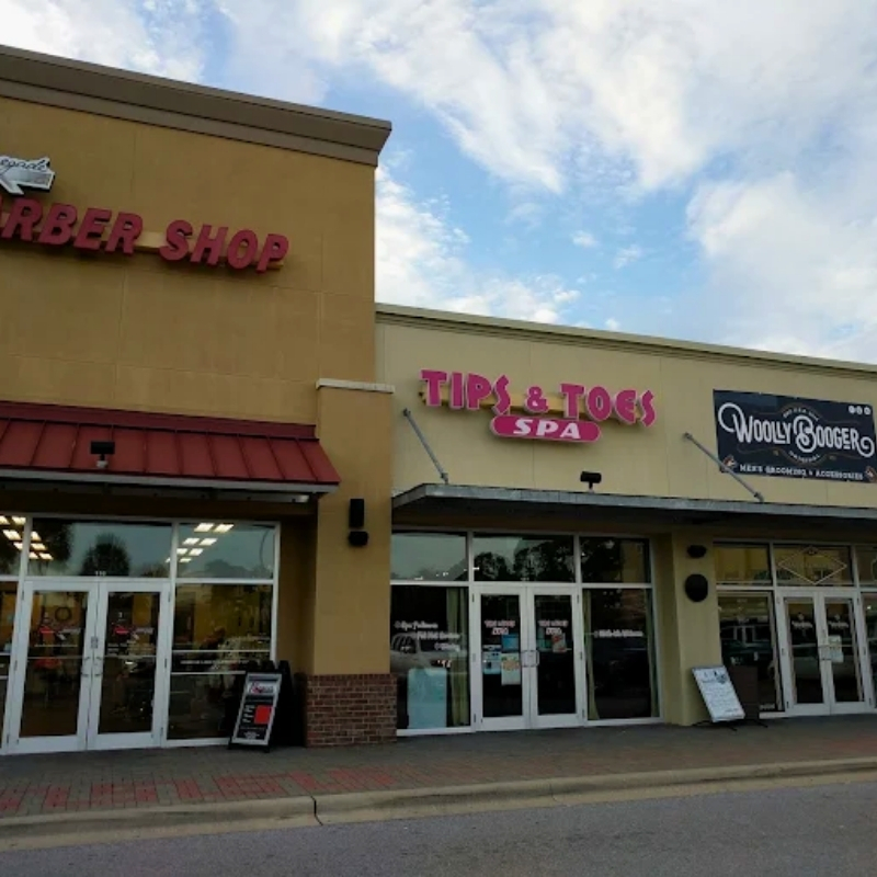 Cần sang bán tiệm nail tại Fort Walton Beach, FL 32548