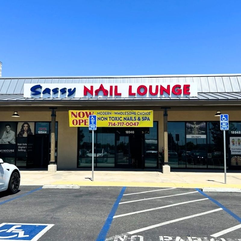 Cần sang bán tiệm nail tại Fountain Valley, CA-92708