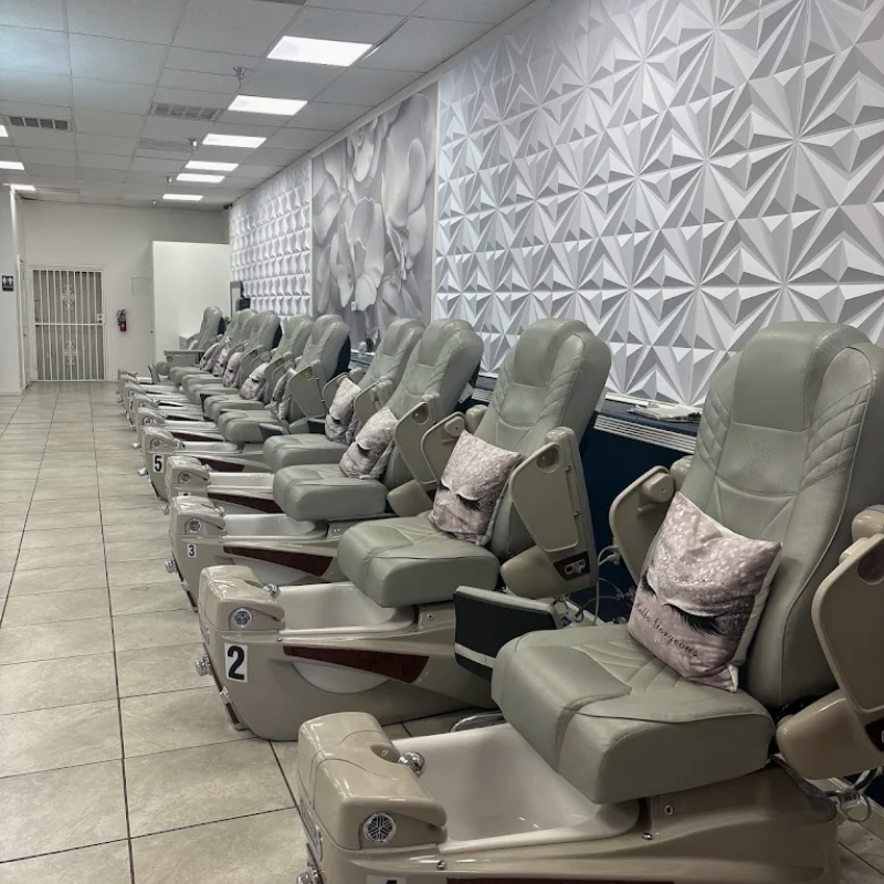 Cần sang bán tiệm nail tại Fresno, CA - 93726