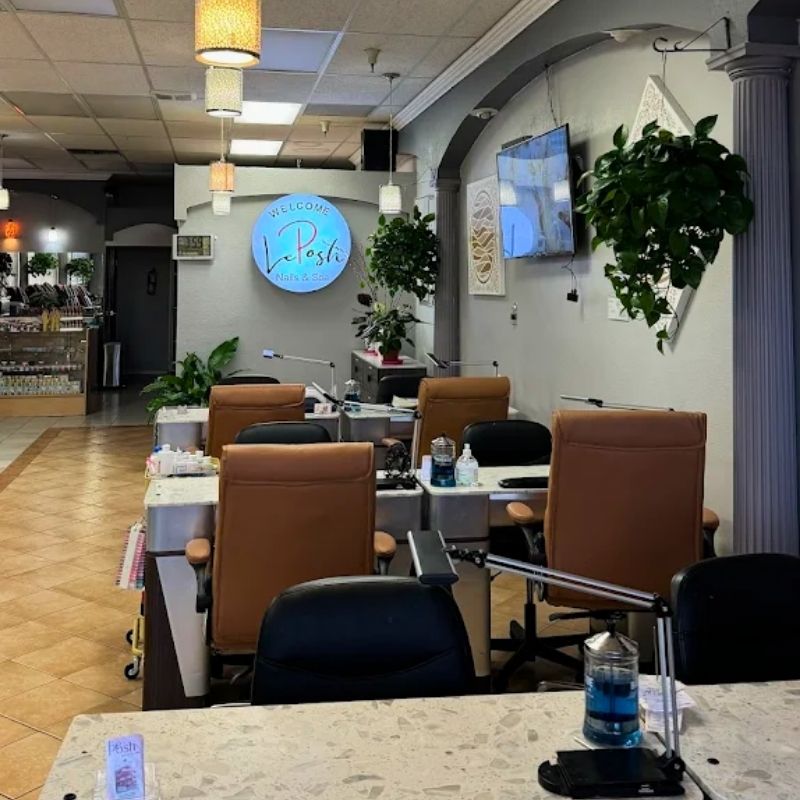 Cần sang bán tiệm nail tại Hesperia, CA 92345