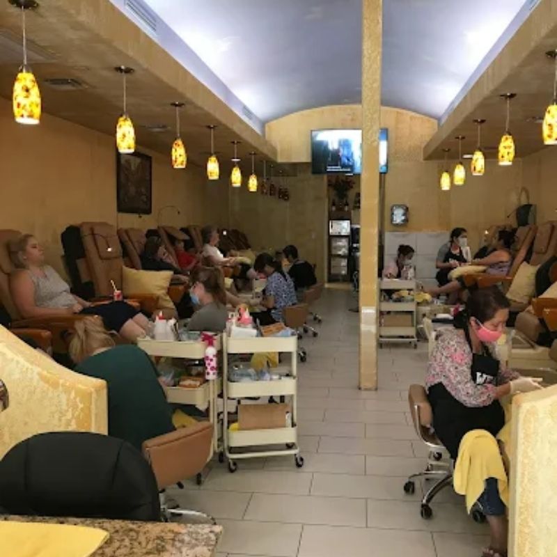 Cần sang bán tiệm nail tại Houston, TX-77024