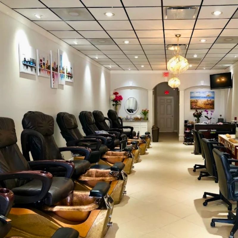Cần sang bán tiệm nail tại Houston, TX 77043