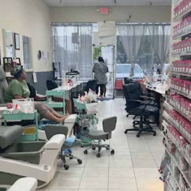 Cần sang bán tiệm nail tại Houston, TX – 77081