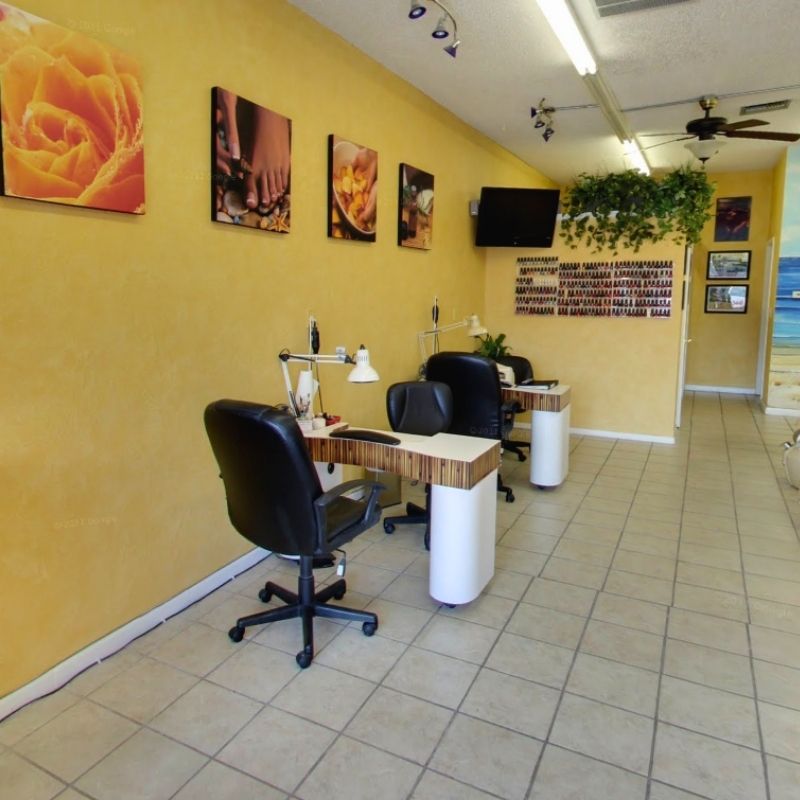 Cần sang bán tiệm nail tại Indian Rocks Beach, FL-33785