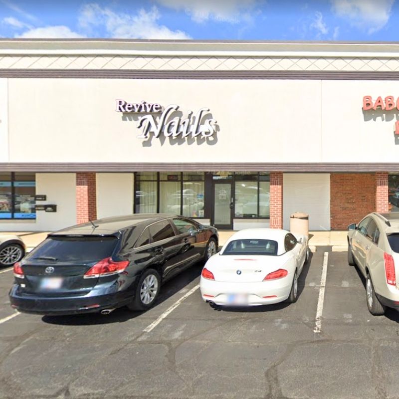 Cần sang bán tiệm nail tại Indianapolis, IN 46260