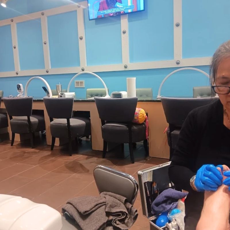 Cần sang bán tiệm nail tại Irving, TX 75063