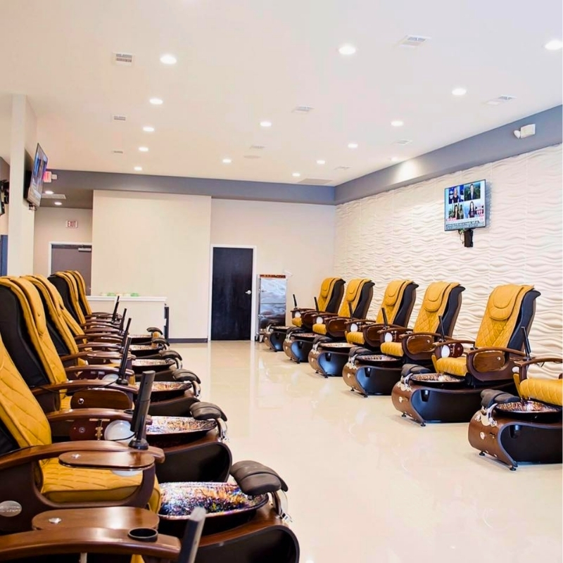 Cần sang bán tiệm nail tại Jonesboro, AR 72401