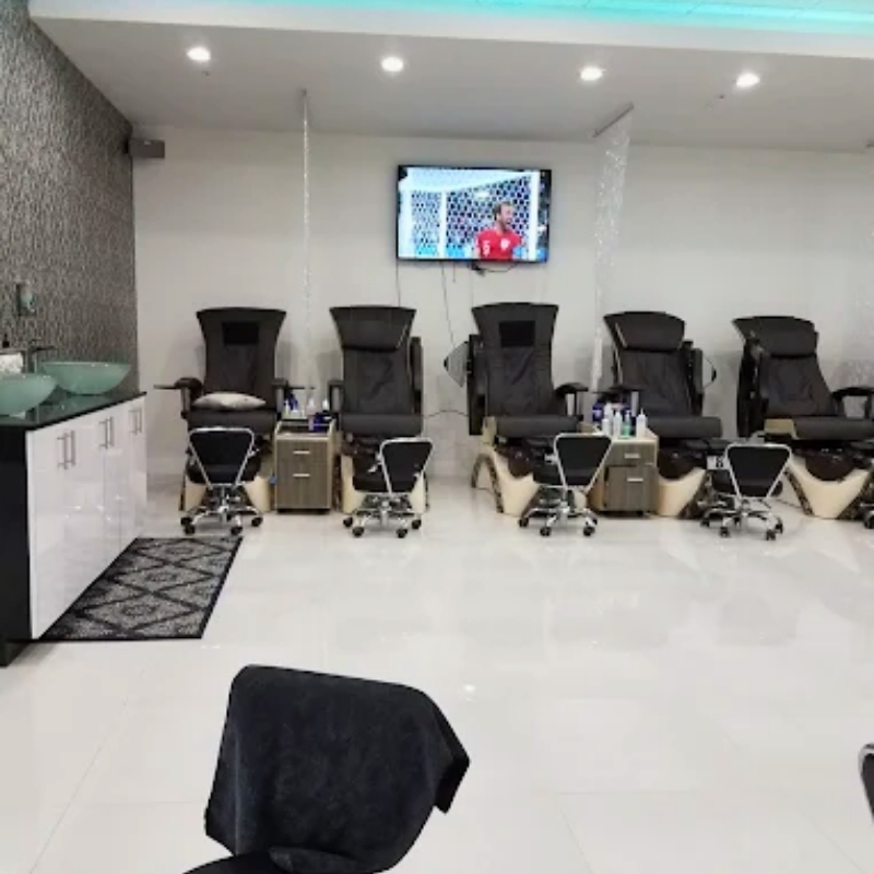 Cần sang bán tiệm nail tại Lantana, FL - 33462