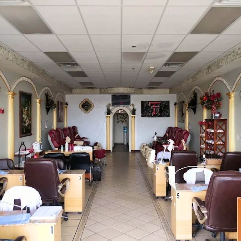Cần sang bán tiệm nail tại Lubbock, TX 79401