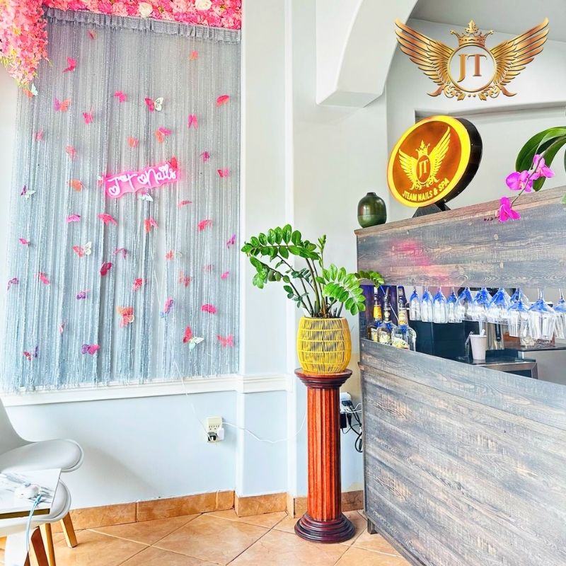 Cần sang bán tiệm nail tại Magnolia, TX 77354