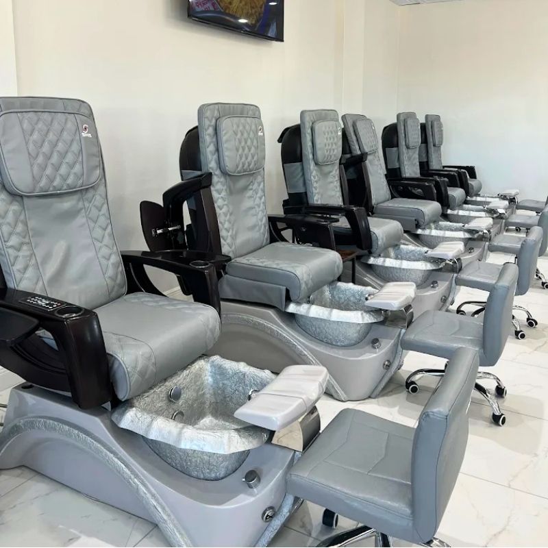 Cần sang bán tiệm nail tại Melbourne, FL-32940