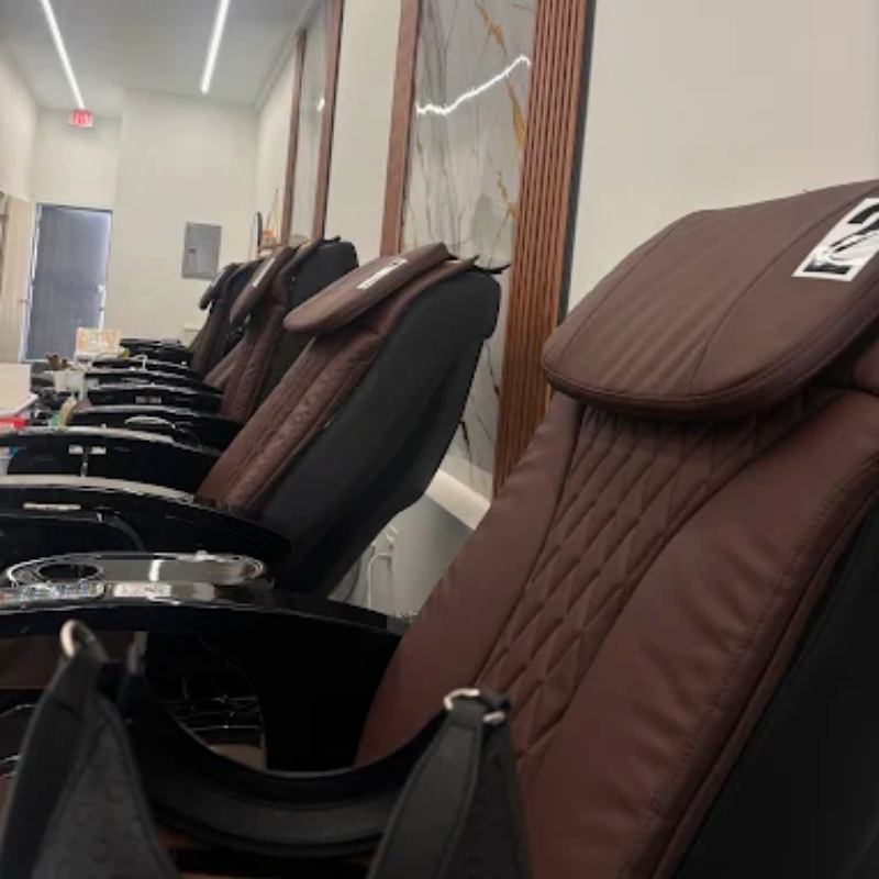 Cần sang bán tiệm nail tại Miami, FL 33169
