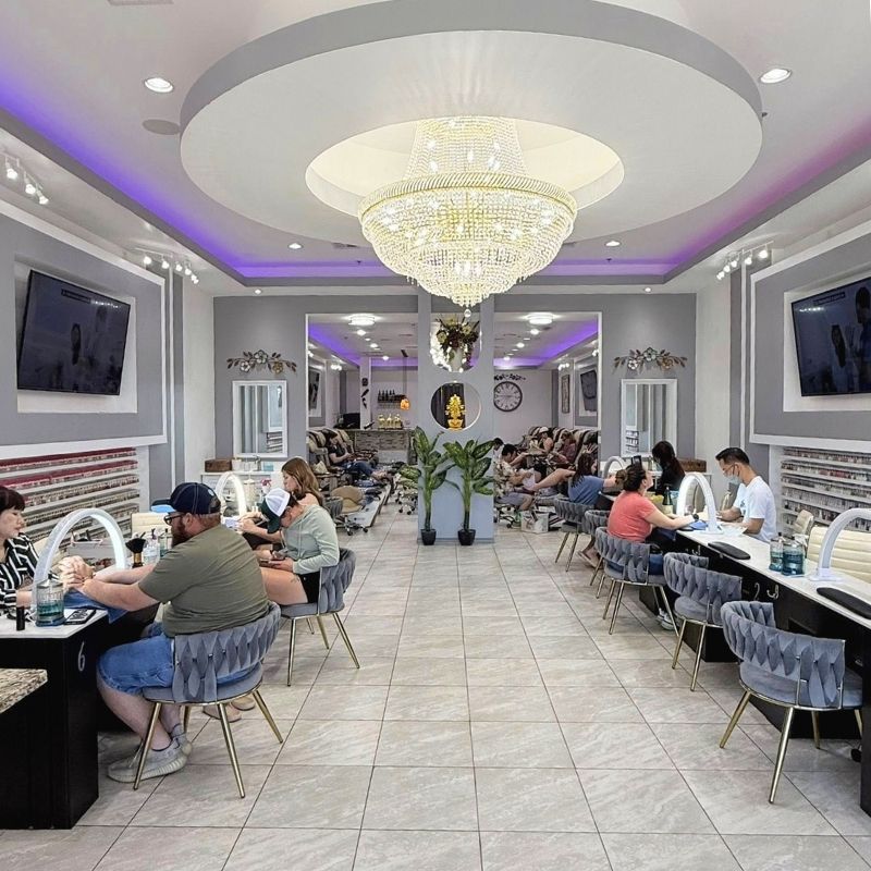 Cần sang bán tiệm nail tại Midland, TX-79701
