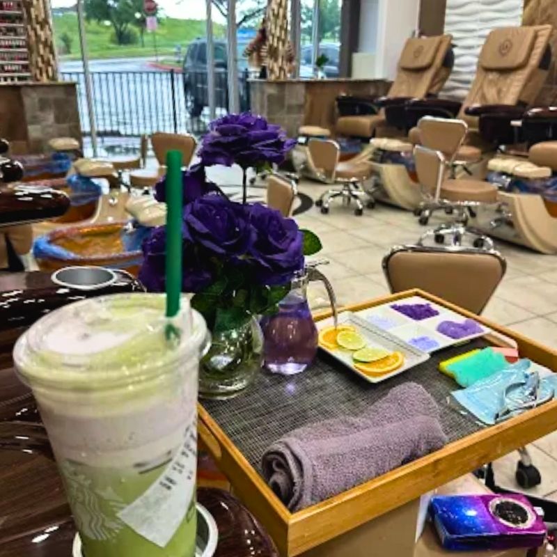 Cần sang bán tiệm nail tại Midlothian, TX-76065
