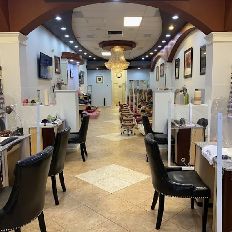 Cần sang bán tiệm nail tại Miramar Beach, FL - 32550