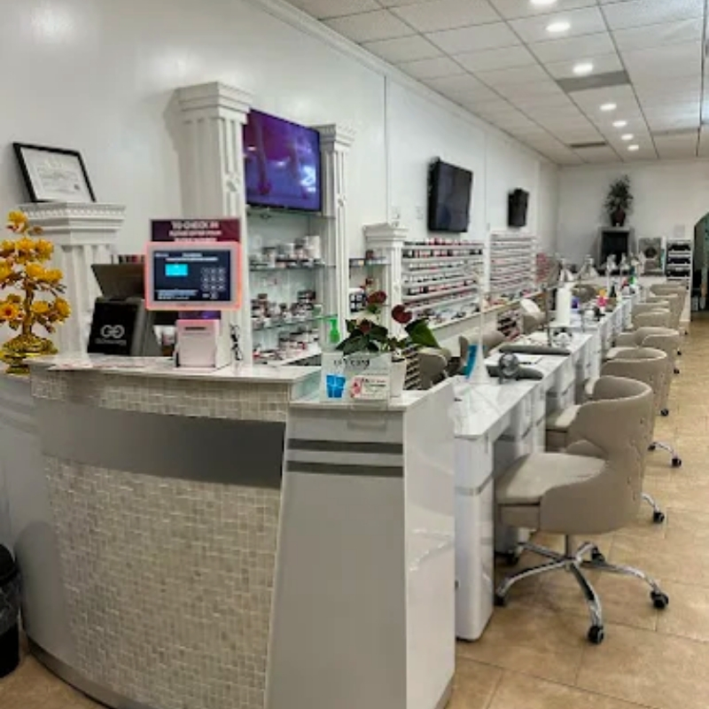 Cần sang bán tiệm nail tại Miramar Beach, FL 32550