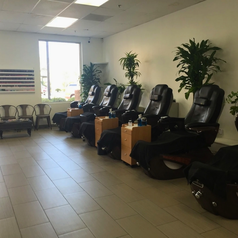 Cần sang bán tiệm nail tại Oxnard, CA - 93033
