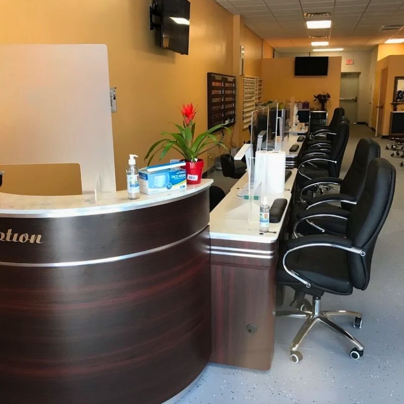 Cần sang bán tiệm nail tại Pensacola, FL - 32514