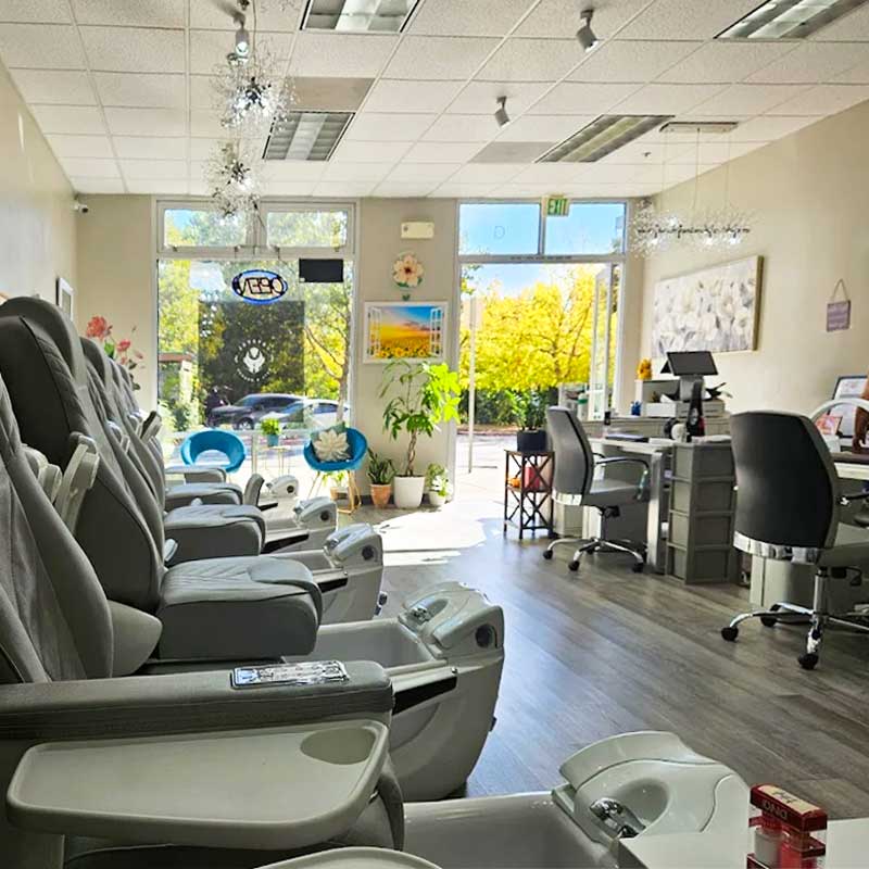 Cần sang bán tiệm nail tại Petaluma, CA 94954