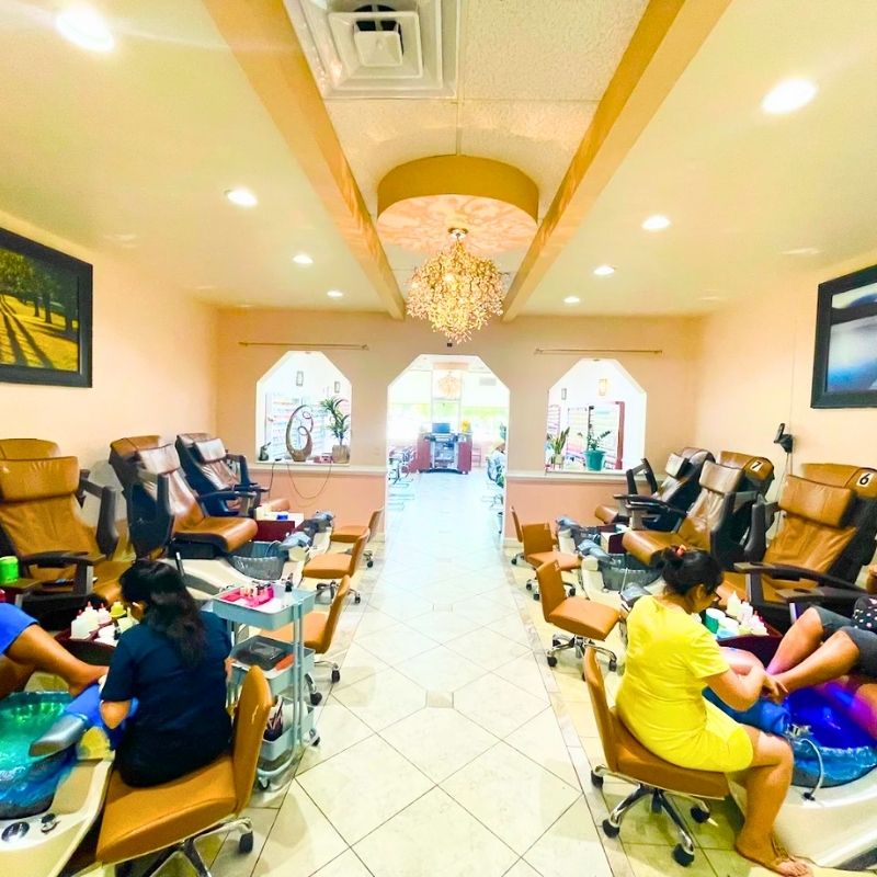 Cần sang bán tiệm nail tại Raleigh, NC 27610
