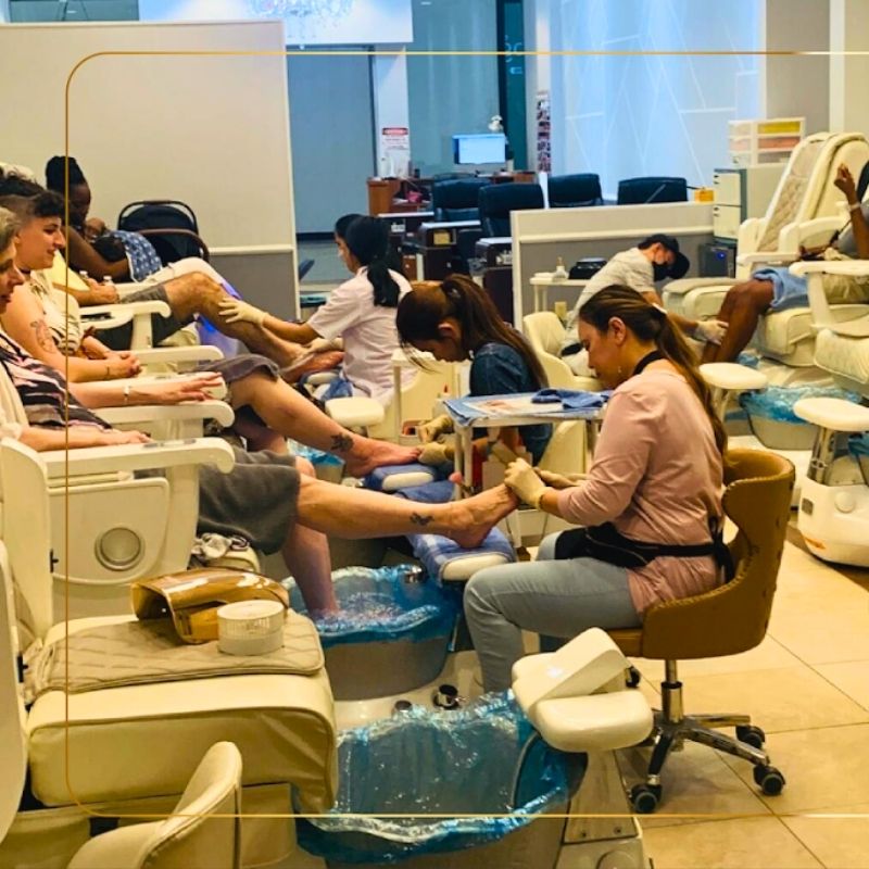 Cần sang bán tiệm nail tại Raleigh, NC 27612