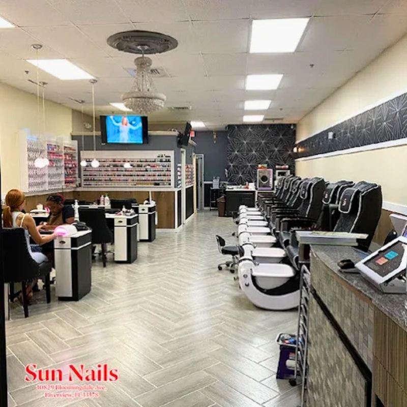 Cần sang bán tiệm nail tại Riverview, FL 33578