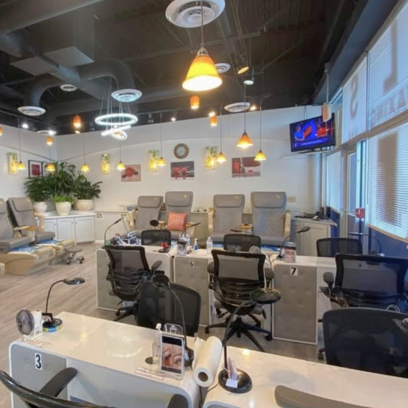 Cần sang bán tiệm nail tại San Antonio, TX 78258