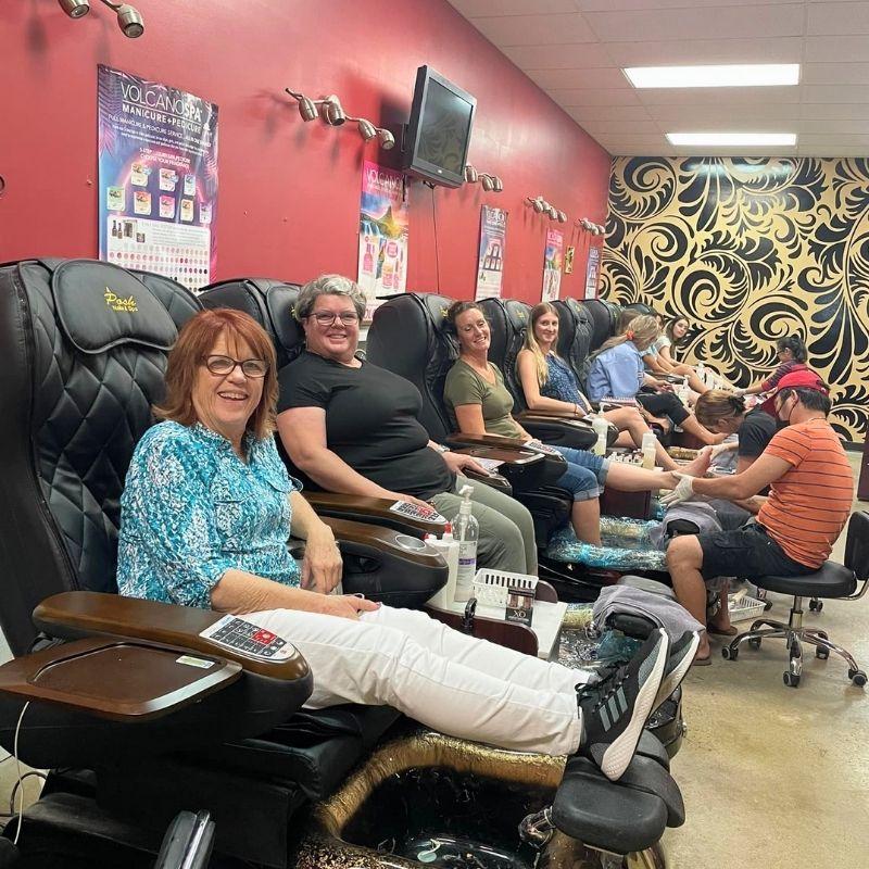 Cần sang bán tiệm nail tại Shelby, NC 28150