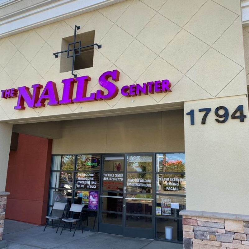Cần sang bán tiệm nail tại Simi Valley, CA - 93065