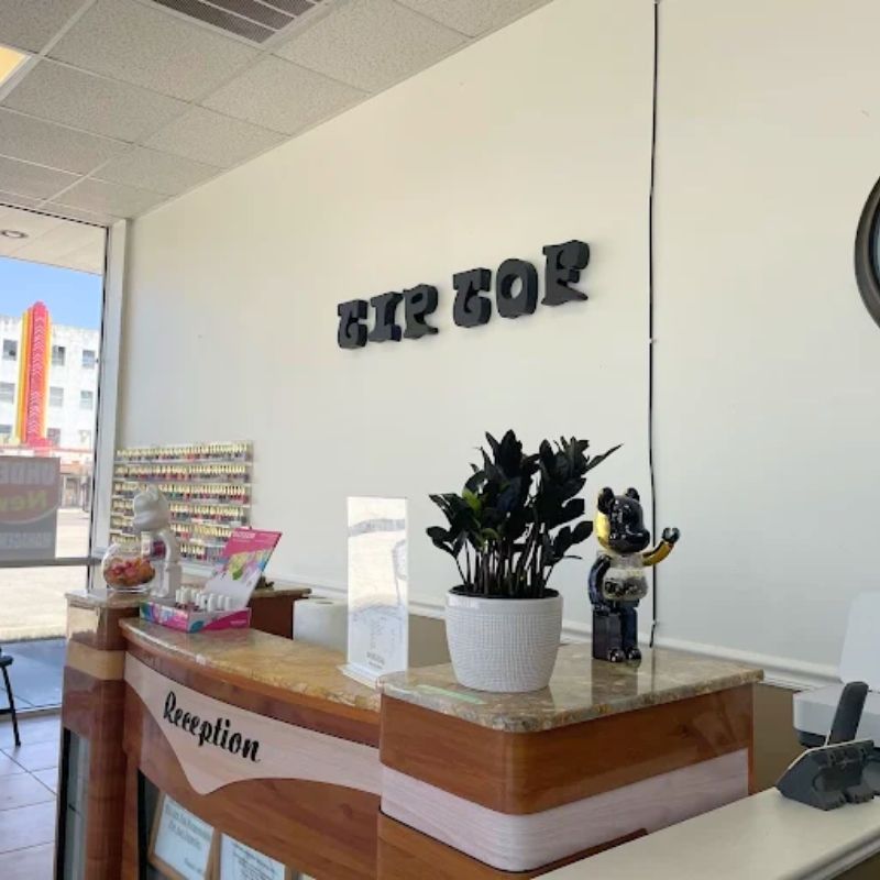 Cần sang bán tiệm nail tại Sinton, TX 78387