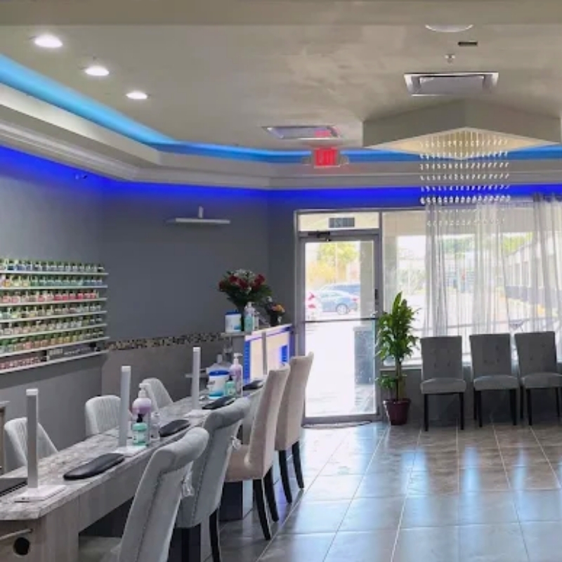 Cần sang bán tiệm nail tại St. Petersburg, FL - 33702
